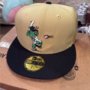 🛸Astros Mascot Vegas Gold - 7-3/4 16May25